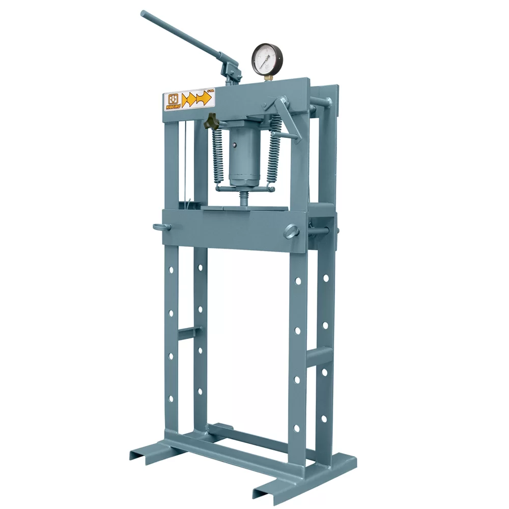 Prensa-Hidraulica-para-15-Toneladas-ribeiro-p15t1.webp Prensa Hidráulica 15 TON RP0002 - A. RIBEIRO - Imagem 1